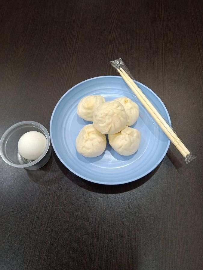 花蓮亮君經典民宿1館加2館民宿-東大門夜市-電梯包棟bright King Homestay Hualien Eksteriør bilde